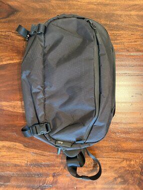 Aer Travel Sling 2 X-Pac